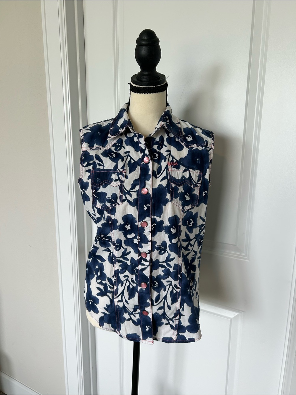 Vintage Cruel Girl Navy and White Floral Top with Pink buttons